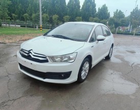 雪铁龙世嘉两厢自动挡,雪铁龙世嘉20l自动挡