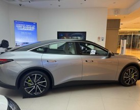 极狐两门轿跑是哪款车／极狐有几款车型