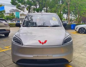 五菱宏光电动车2023款,五菱宏光新款电车