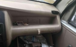 东风小康风光560／东风小康风光obd接口在哪里？