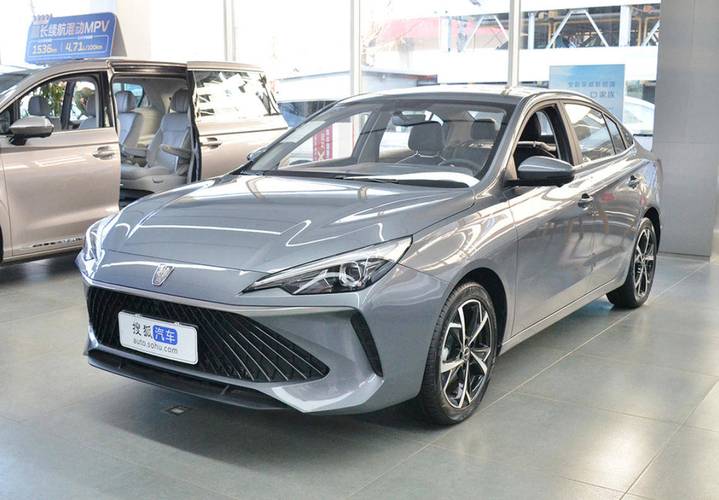 荣威i6新款2023落地价,荣威新款i6车上市车型