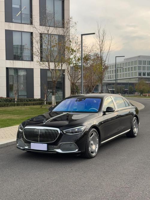 梅赛德斯迈巴赫s680,梅赛德斯迈巴赫s680普尔曼