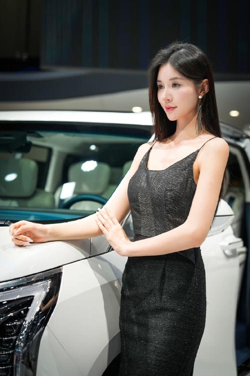 成都车展模特名单 成都国际车展车模