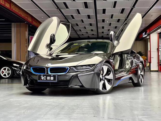 【宝马新款跑车i8,宝马新款跑车i8图片】