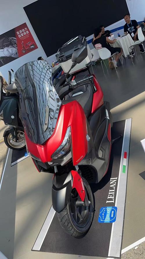 金城150踏板摩托车/金城1502摩托车