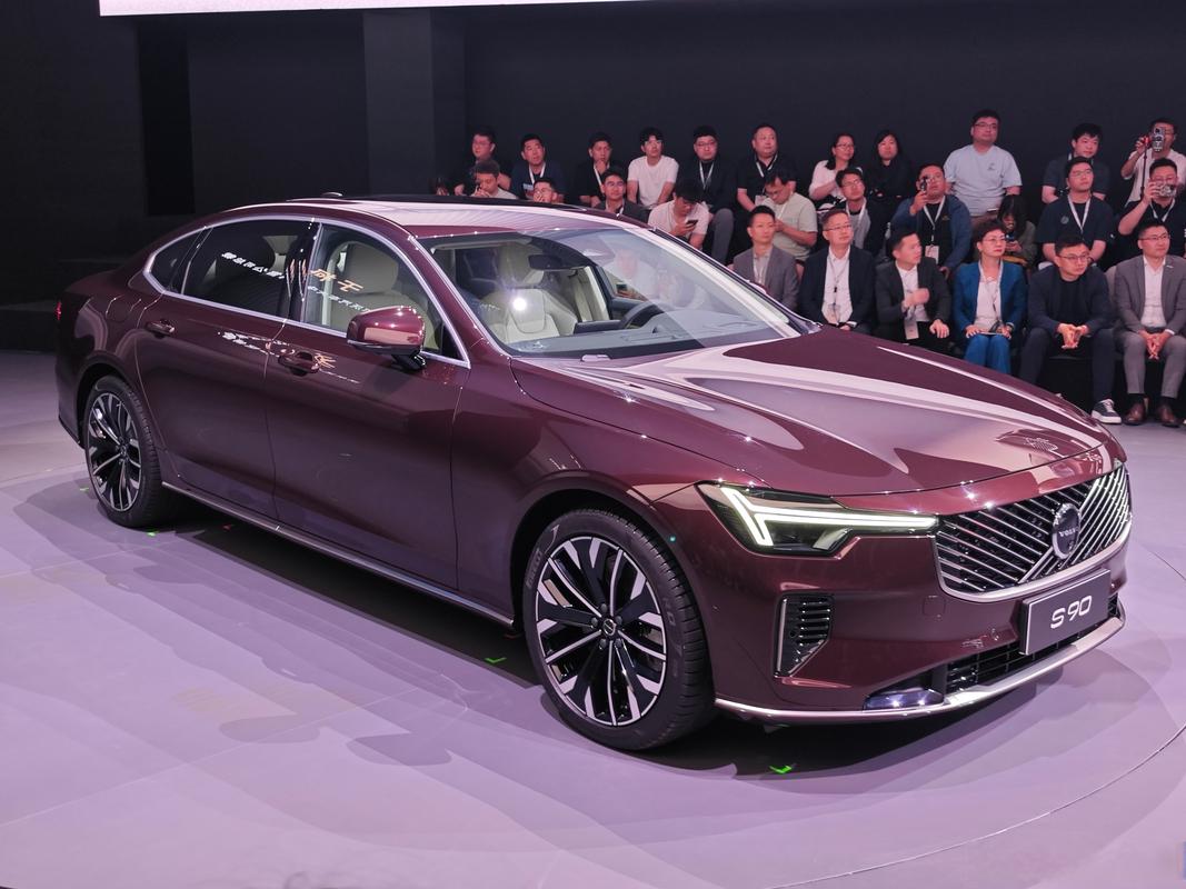 沃尔沃s90价格2021款图片/沃尔沃s90报价图片 价格 2019