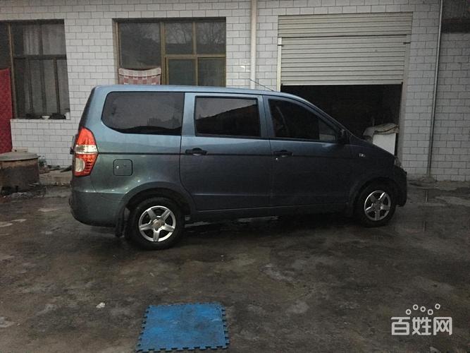 【五菱宏光老款面包车,五菱宏光老款面包车黑色】