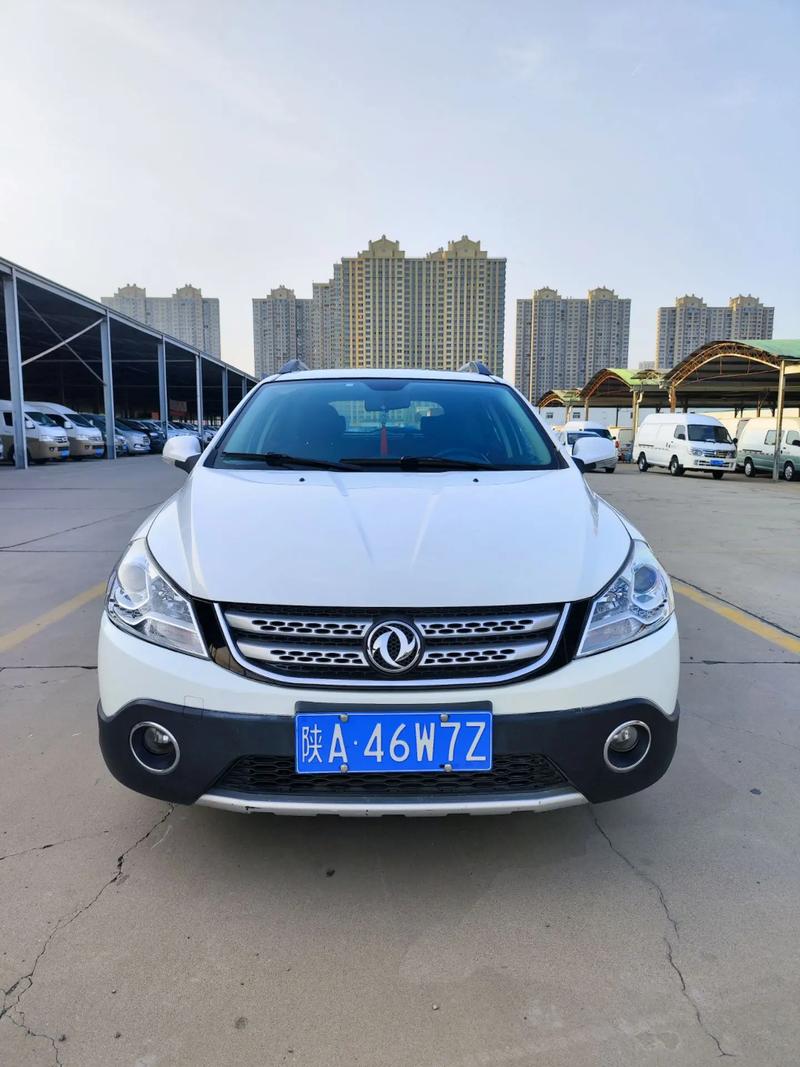 风神h30图片,风神h30是suv吗